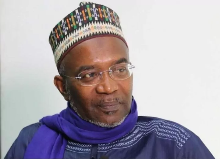 Au fond, le jeu s’éclaire!