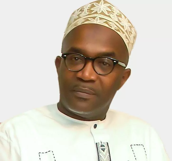 Jeu politique et hors-jeux…